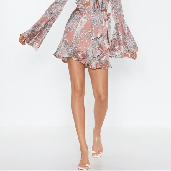 Nasty Gal Dresses & Skirts - Nasty Gal Paisley Wrap Ruffle Skirt New w/tags